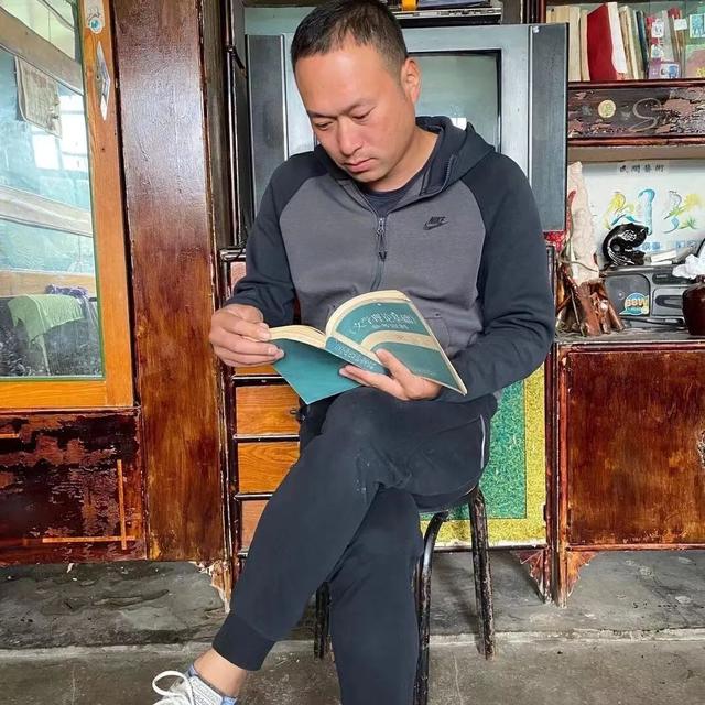 抖音沉迷下乡,60天涨粉1400万,“男版李子柒”张同学能火多久