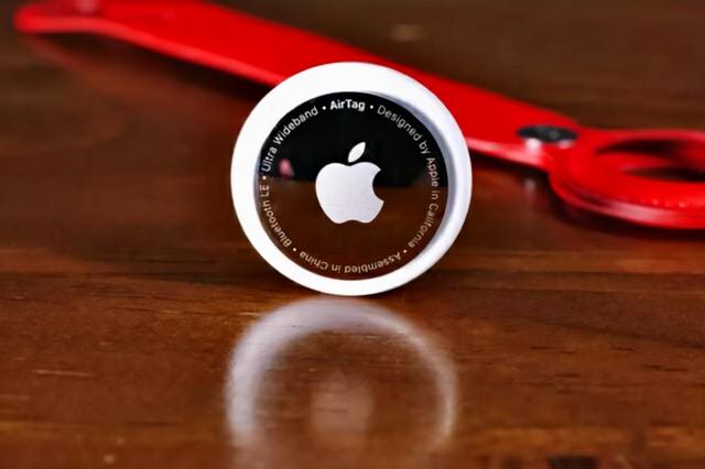 小偷利用苹果产品“偷车”，库克冤不冤？粉丝：技术无罪