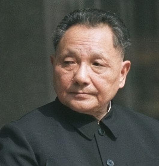 金庸要见邓小平，工作人员查到2事提议不见，邓小平：不用管它