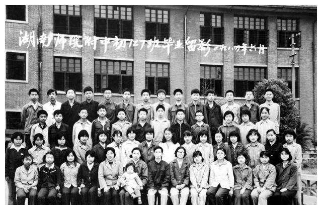 每年花任正非4亿美元，15年后，何庭波研究成果“备胎”一夜转正