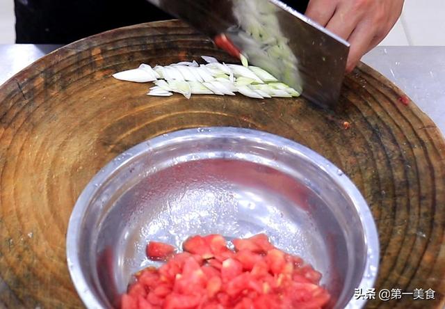 冬天多熬这5种汤，孩子喝了补钙，大人喝了减脂，营养丰富又美味