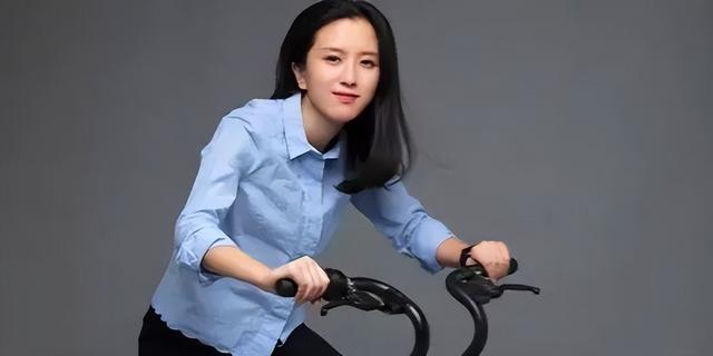从身价15万到身价15亿，胡玮炜只用了3年的时间，她是如何做到的