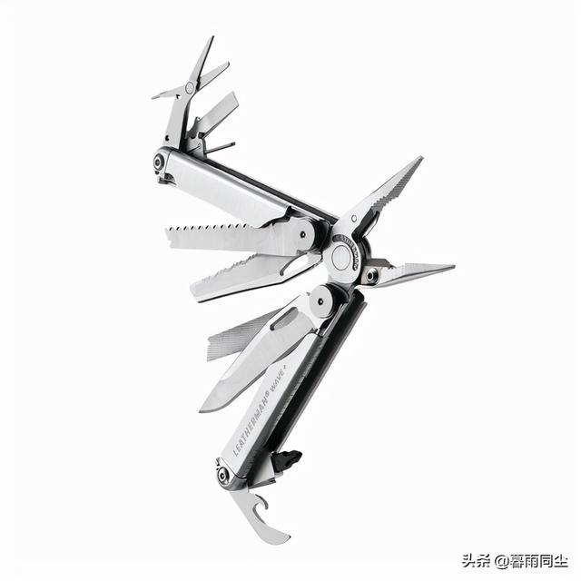 背包客的多功能便攜工具：最適合露營和背包旅行的5款多功能工具