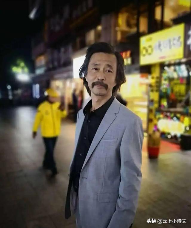 “流浪大师”沈巍从捡垃圾到爆红网络成为网红，他是如何做到的？