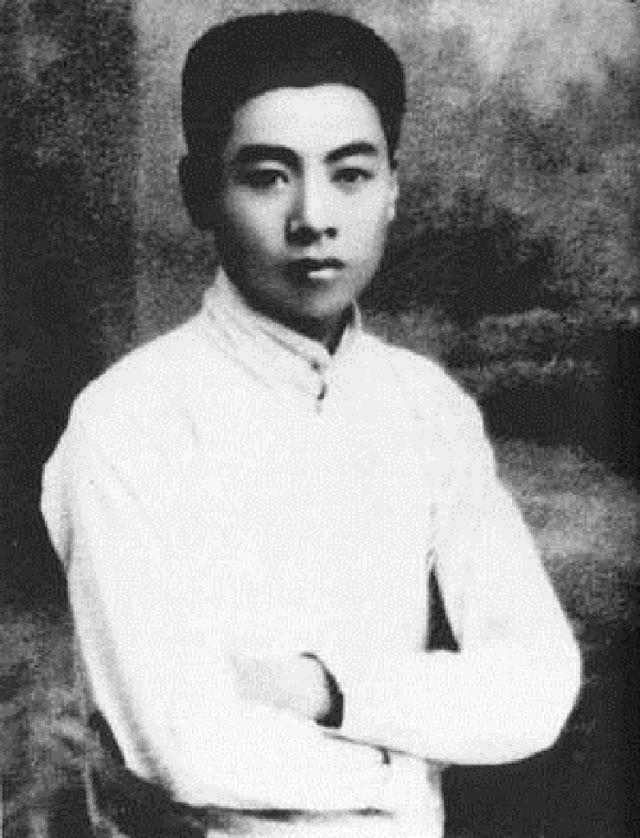 伟人趣事：周总理“千杯不醉”美名扬，毛主席用辣子喝倒苏联人