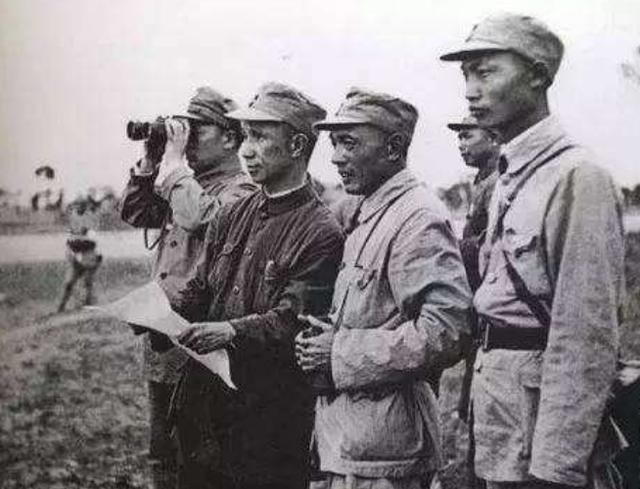 1979年对越反击战，邓小平为何不选刘伯承、粟裕，而认定许世友？