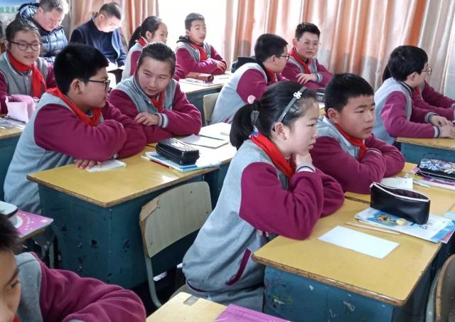 教育部门最新通知：中小学生将新增春秋假期，学生听到兴奋不已