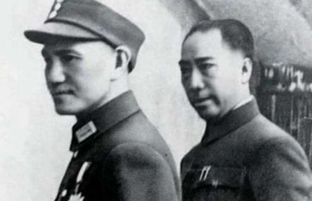 韩复榘被枪毙前提议换鞋，刚迈出一步，一排子弹射来，身中七枪