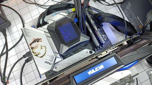 国产内存条真的杀疯了！采用长鑫颗粒，台电马甲条150元8G