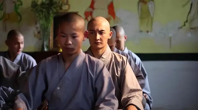 仁义师太绝食7日圆寂，坐缸3年肉身不腐，女性特征消失