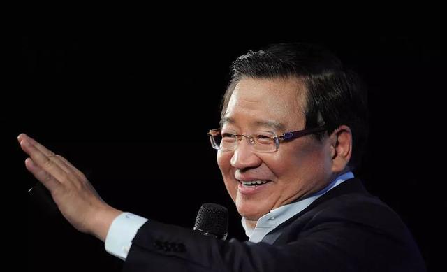 90后湖南小伙，北大硕士，毕业后开米粉店，如今身家5亿，凭啥？