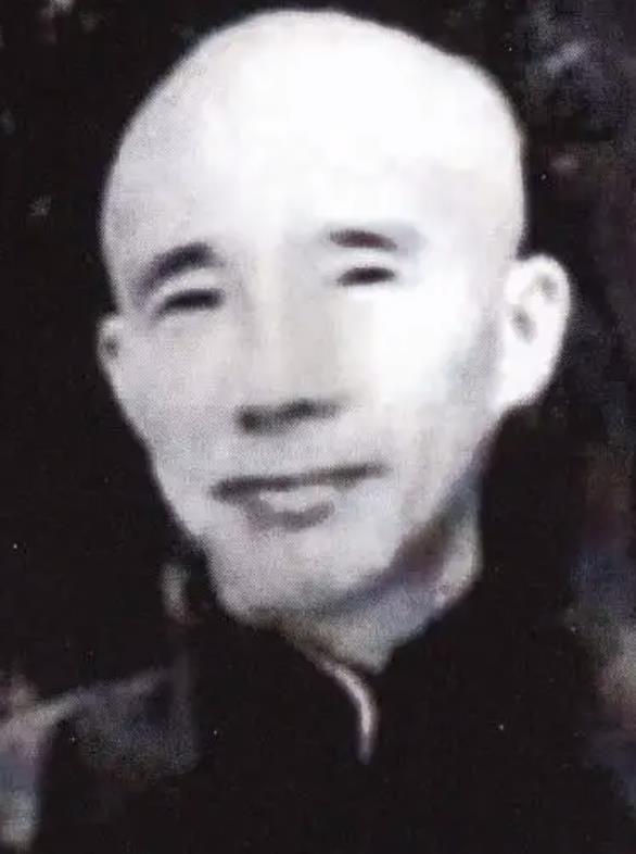 1948年，一位老者塞给周恩来一张字条：先武攻天津，后文取北平