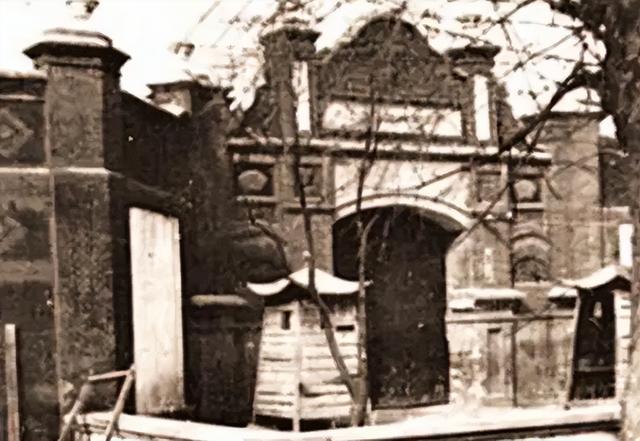 1942年63岁陈独秀病逝,临终前交代妻子:可速改嫁,但唯有一事切记