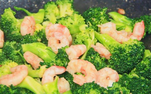 入夏前，给身体做个“大扫除”，多吃8种食物，安然入夏少生病