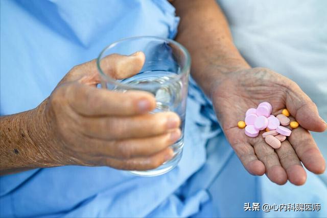 老年人预防脑梗，补充叶酸很重要，如何补才正确？总结3个要点