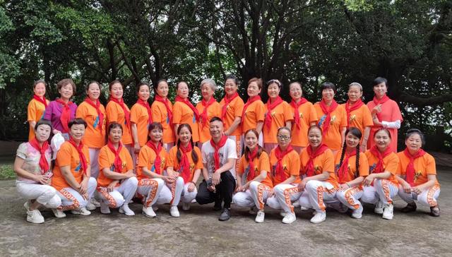 爱跳舞王子(爱跳舞王子扭胯动作)