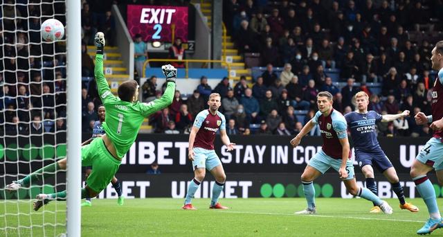 英超：曼城2-0伯恩利重登榜首