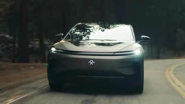 小米汽车（雷军）--FF汽车（老贾）