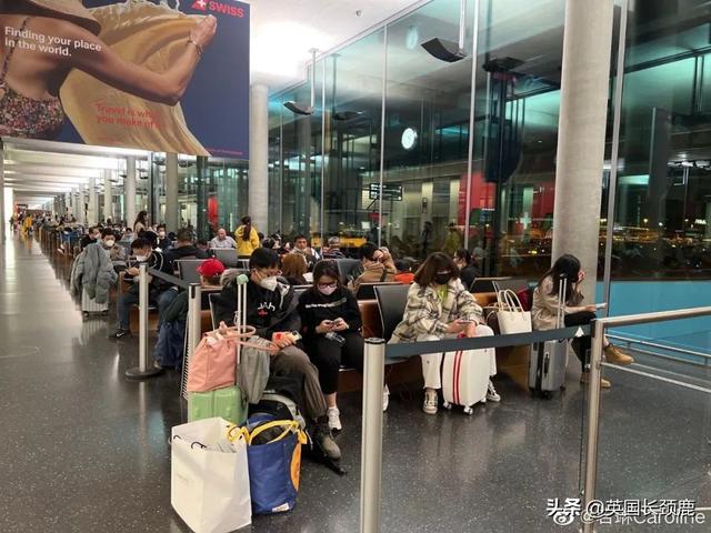 起飞前十分钟取消航班！200余名乘客滞留苏黎世：“我们想回家”