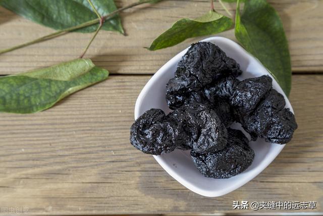 肝开窍于目，在体合筋，其华在爪，讲几个小方子，养肝血，调肝气