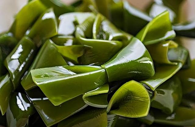 羊肉是甲状腺疾病的“发物”？提醒：除了羊肉，2种肉或要少碰