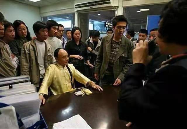 大清都亡了，自称多尔衮十世孙的州迪为何对清室后裔身份念念不忘