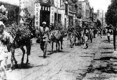 犯人即将行刑，女子刑场大喊不能杀，周恩来：可以不杀，另行处理