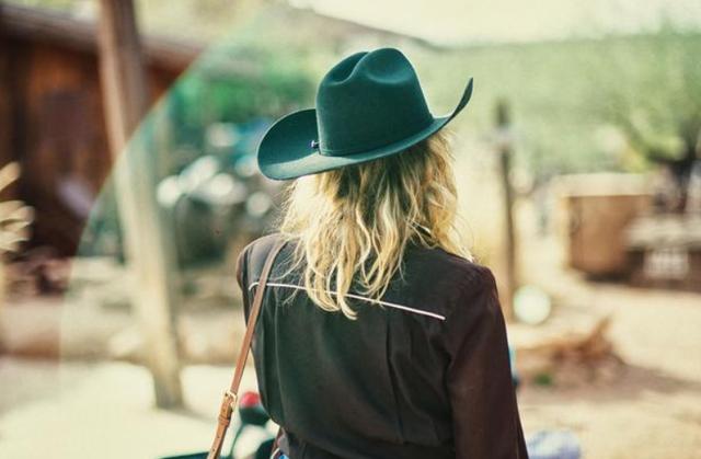 [闪电云多群转播]，如何让微信变得更高级