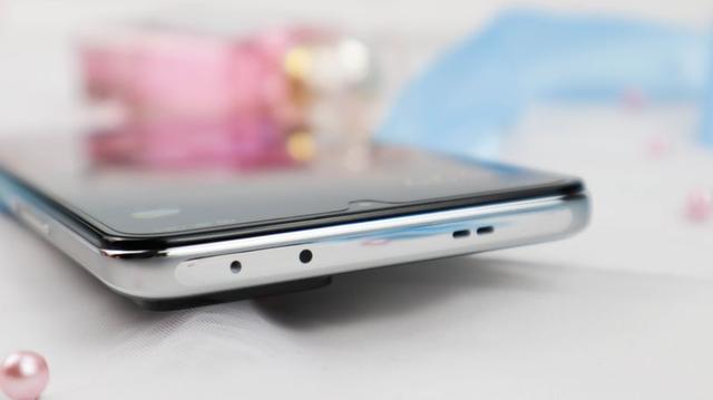 最稳的中端芯片天玑8100：Redmi K50评测