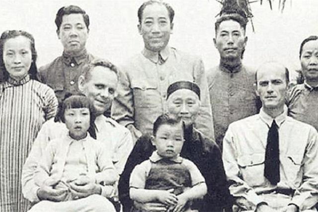 民国四大特务后人：毛人凤儿子曾是富士康董事长，戴笠独苗被处死