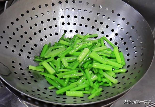 清明时节，牢记少吃3“发物”，多吃5“凉菜”！保养身体少生病