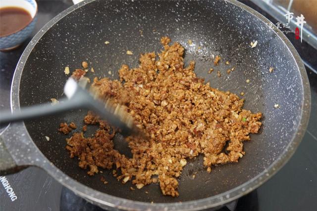 春吃豆，赛过肉，春天记得多吃5种豆，高钙高蛋白，早吃早受益