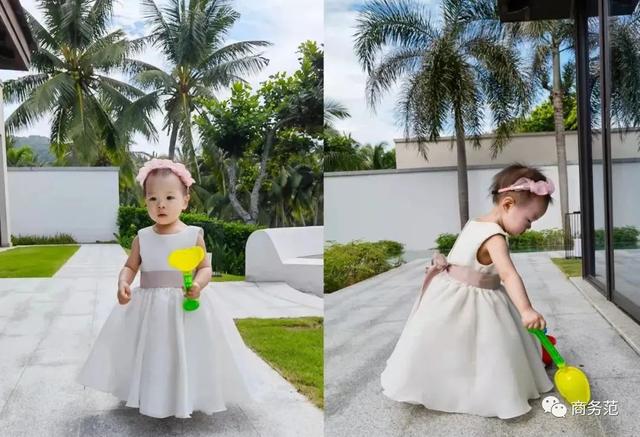 結婚四周年，我們帶女兒穿越回婚禮那一天…