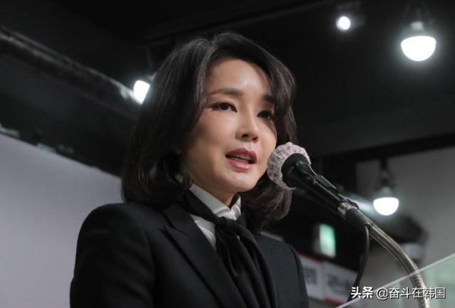 联手把朴槿惠李明博送入监狱的韩国新总统为何与文在寅反目成仇？