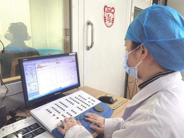 通宵打游戏左耳突聋 ……专家提醒：这些坏习惯让听力早衰几十年