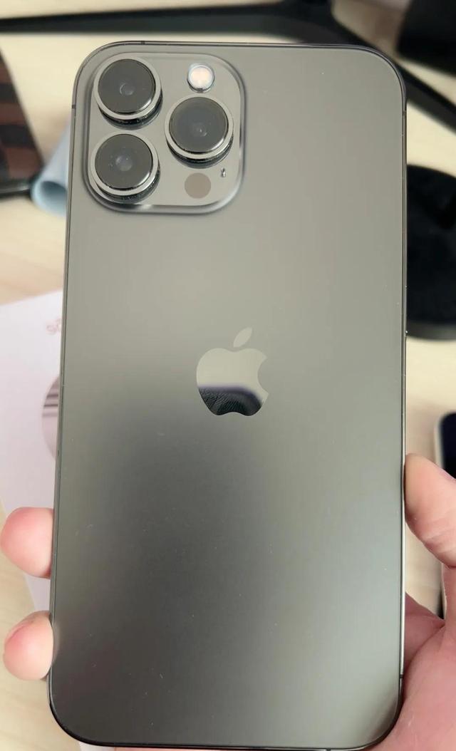 Ip13 pro max 三星S22Ultra保值率
