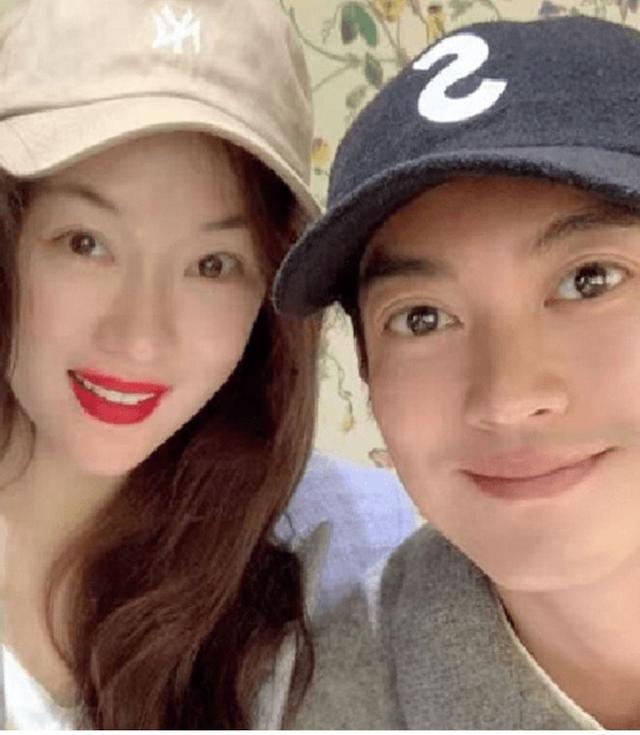 「记者探访」霍思燕离过吗_霍思燕整容过吗