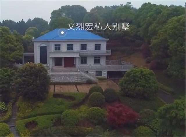 一张银行卡流水高达70亿，2000万买通协警越狱