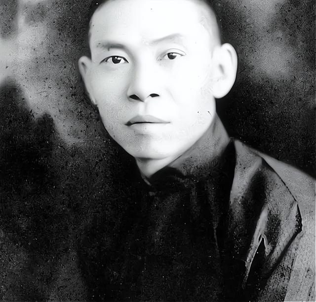 兄弟绝交前，张啸林冷嘲热讽，杜月笙用一句广为流传的名言回敬他