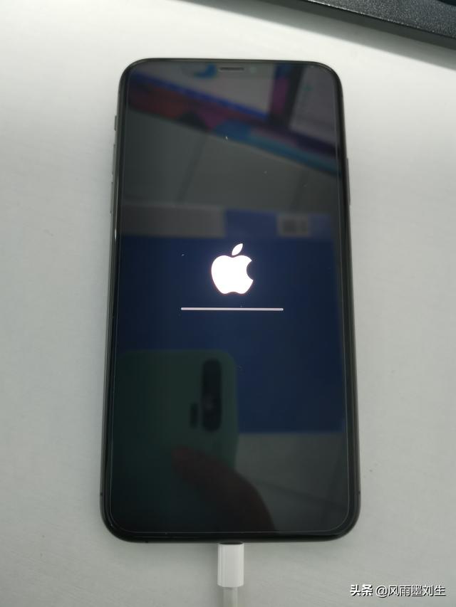 苹果手机系统降级全过程（iphone6降级到10.3.3）