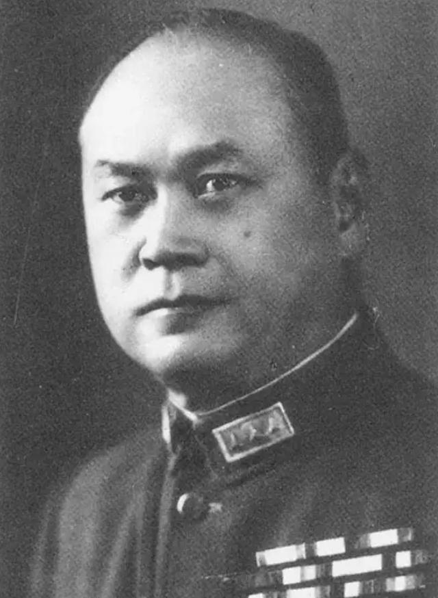 建国后卫立煌迟迟没回大陆，周总理问“是否有顾虑”，其妻：有
