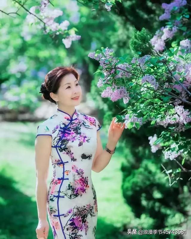 风吹过，留下一路花香，醉了流年，惊艳了时光！「散文」