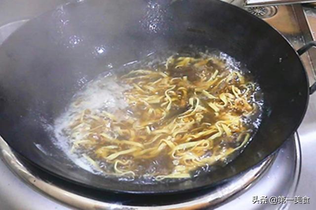 建议中老年人:5种“高卵磷脂”食材要多吃！健脑益智，越吃越年轻