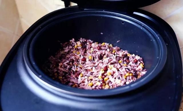 减肥这样吃米饭不怕胖！味道还不错呦