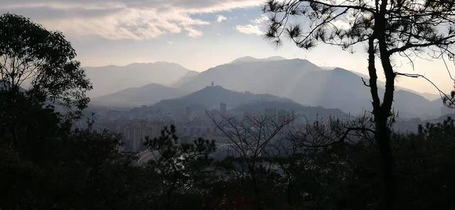 雲彩下的山城系列（三）
