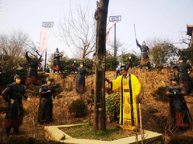 峨眉山下少人行