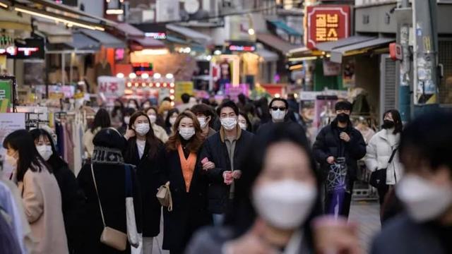 亚洲疫情狂飙 加拿大卫生部长强硬发话：不会结束防疫限制