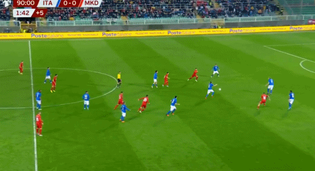 意大利主场0-1遭北马其顿补时绝杀，连续两届无缘世界杯