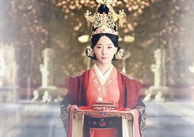 汉武帝临终前，看了一眼爱妃，叹息道：太美了，赐死吧