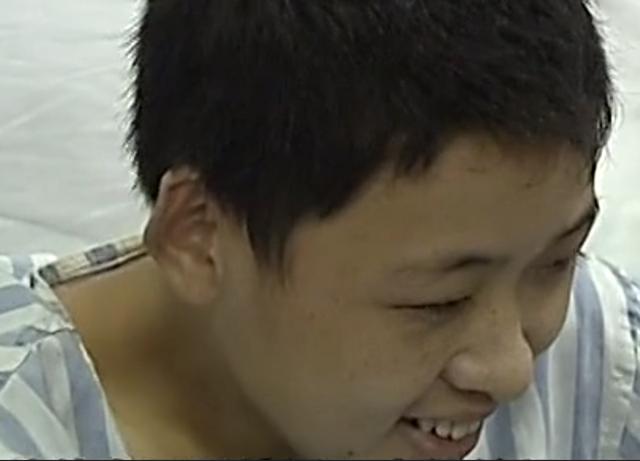 2011年小伙患尿毒症濒死，移植手术前1天亲母不辞而别，发生了啥